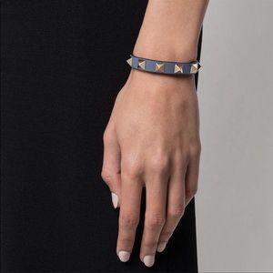NWT Valentino Garavani rockstud bracelet